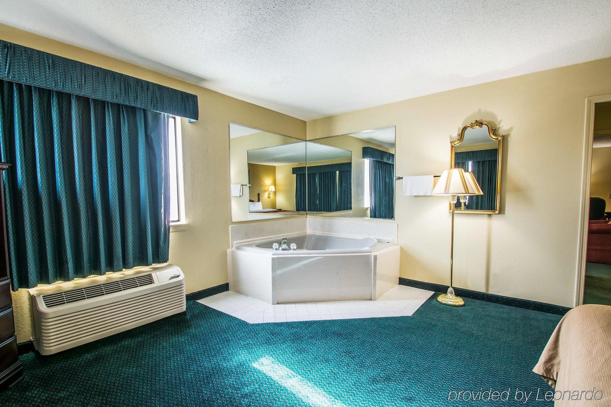 Super 8 By Wyndham Montgomery I-65 Kültér fotó