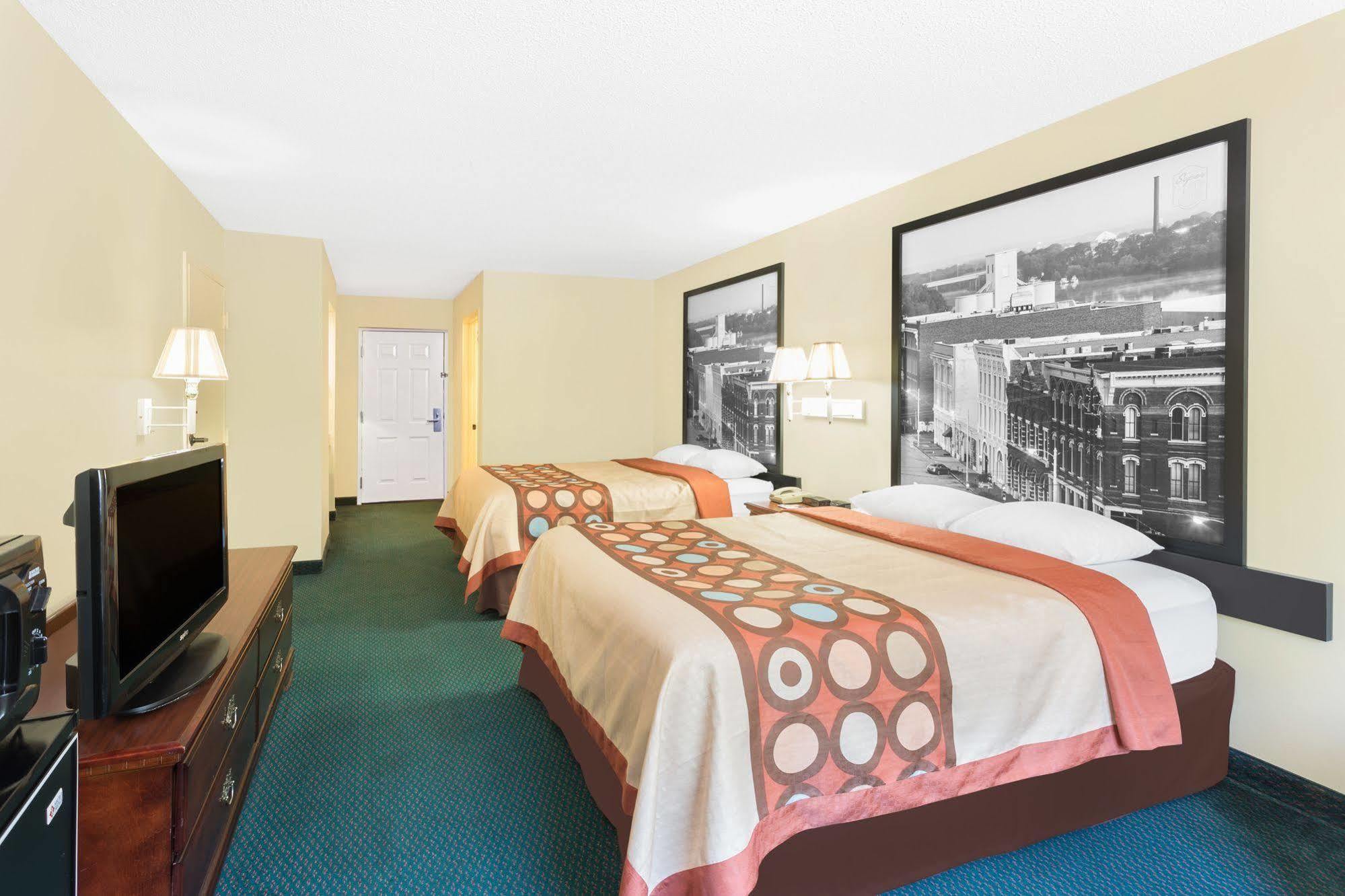 Super 8 By Wyndham Montgomery I-65 Kültér fotó